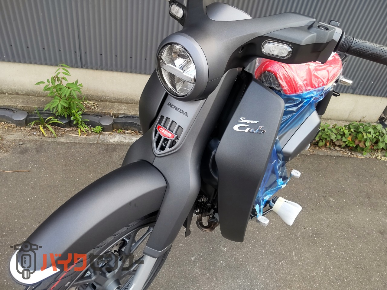 C125 スーパーカブ　純正シート グレー ホンダ スーパーカブ C125用 ローダウン交換用シート[グレー2色