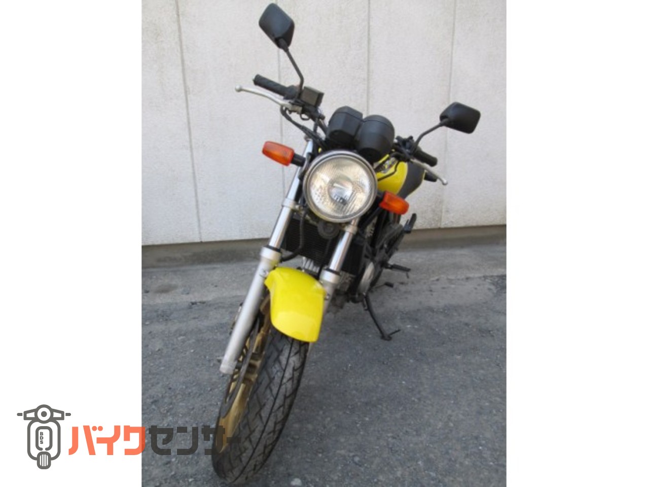 VTR250 ホイール　目視で歪みなしです！ ホンダ VTR250 (ゴールドホイール付き!) B000138| BDSバイクセンサー
