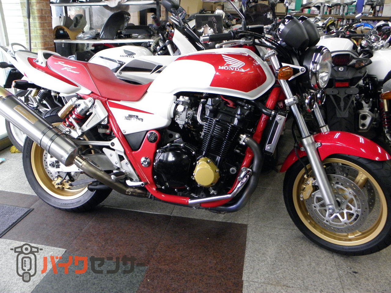 cb1300 SC40交換も有り。