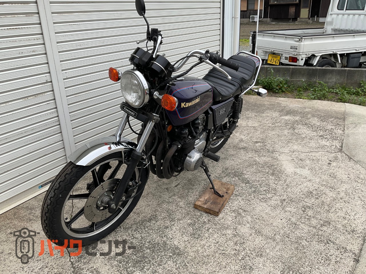 カワサキ Z400FX 車体番号1000番台 類別区分枠内 モリワキマフラー