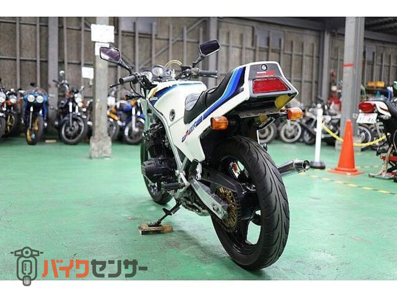 ホンダ CBR400F 2 フル2型 FCRキャブレター 純正角目ライト 昭和
