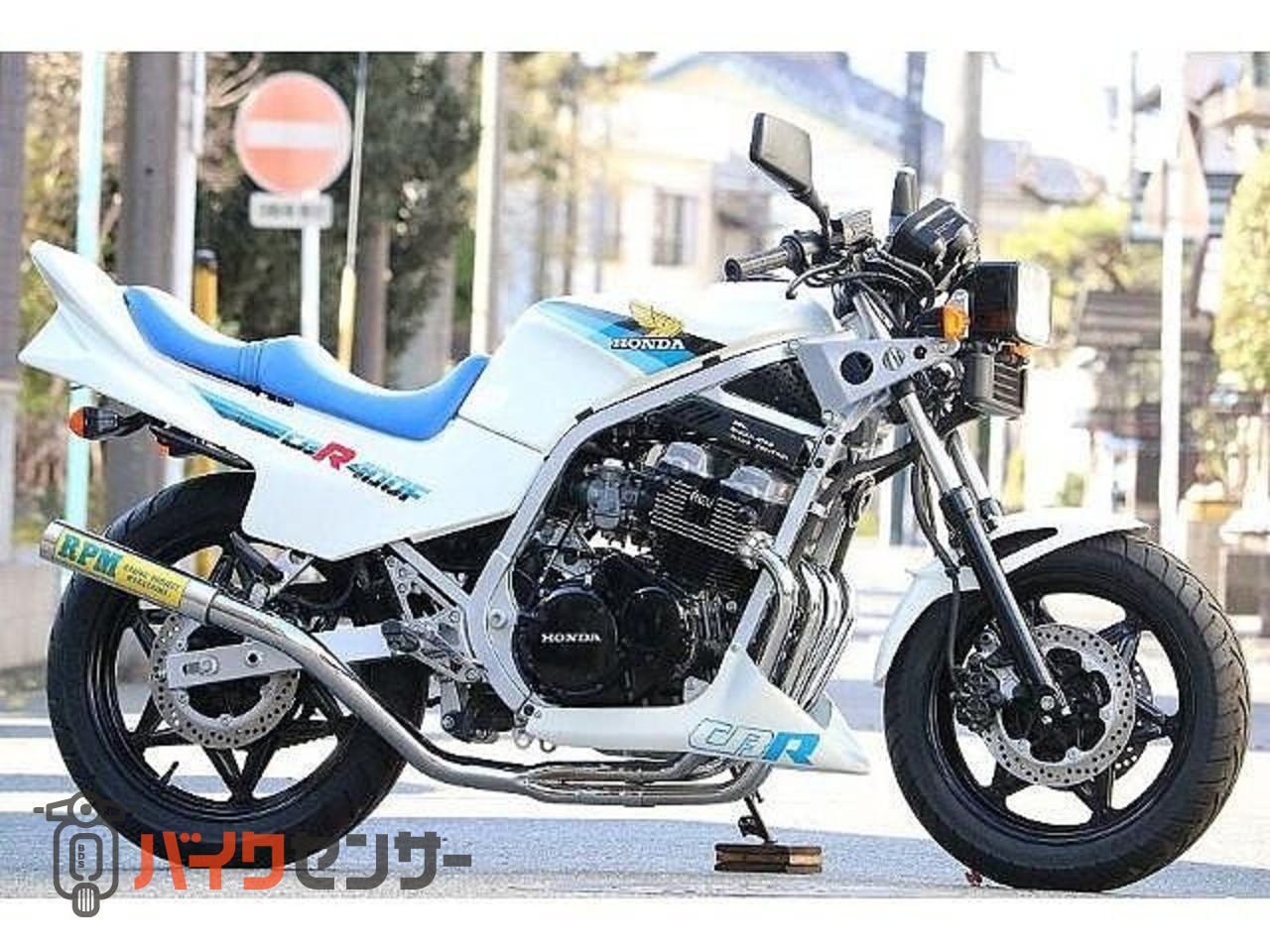 CBR エンジン