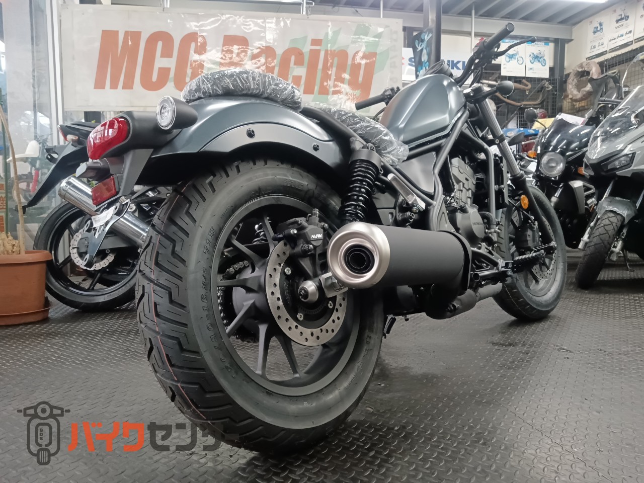 ホンダ レブル250 ABS NEW2025モデル 新色カラー 4眼式