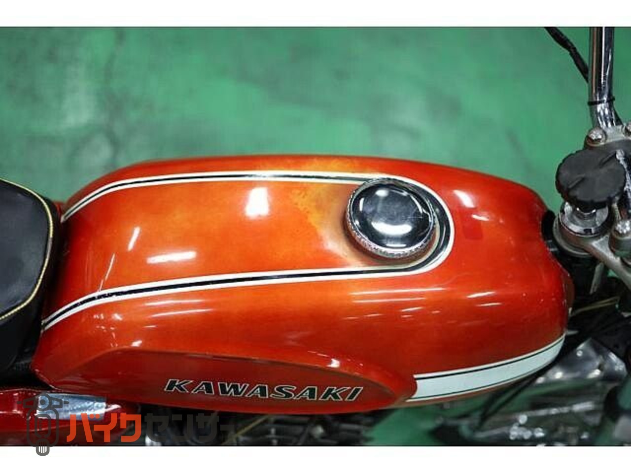 カワサキ 500SSマッハ3 純正当時物オリジナルペイント エグリタンク