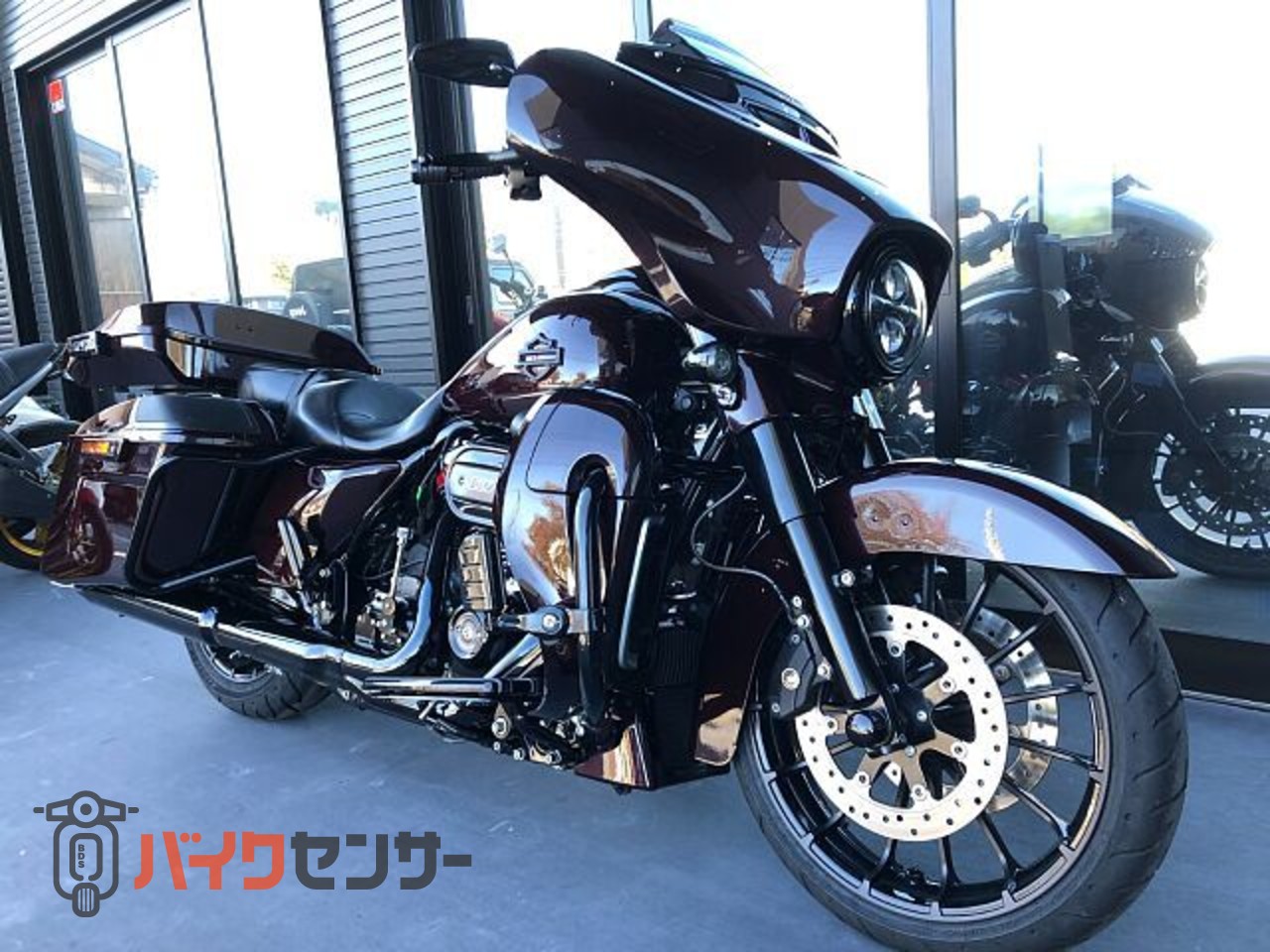 ハーレーダビッドソン FLSTFB バイク壁紙集 最新のアメリカン