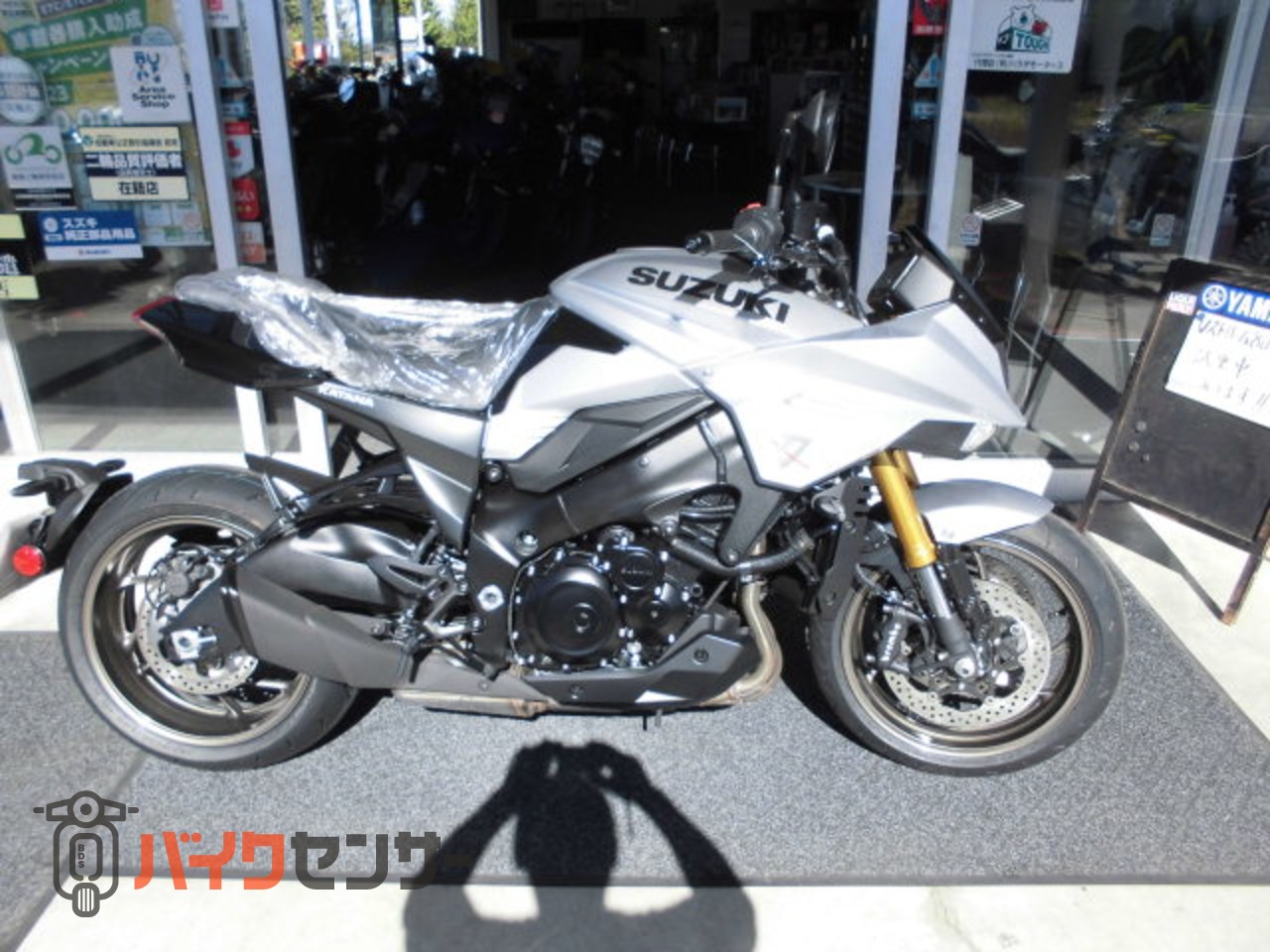 スズキ カタナ 水冷4ストローク並列4気筒エンジン B258619| BDSバイク