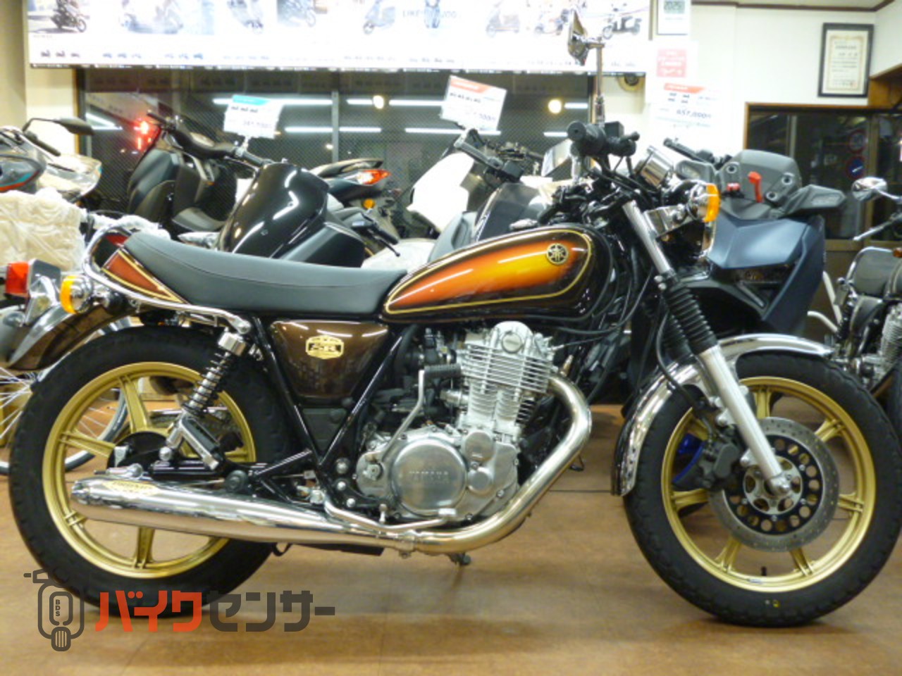 ヤマハ SR400 キャストホイール仕様 ETC2.0 プラナス