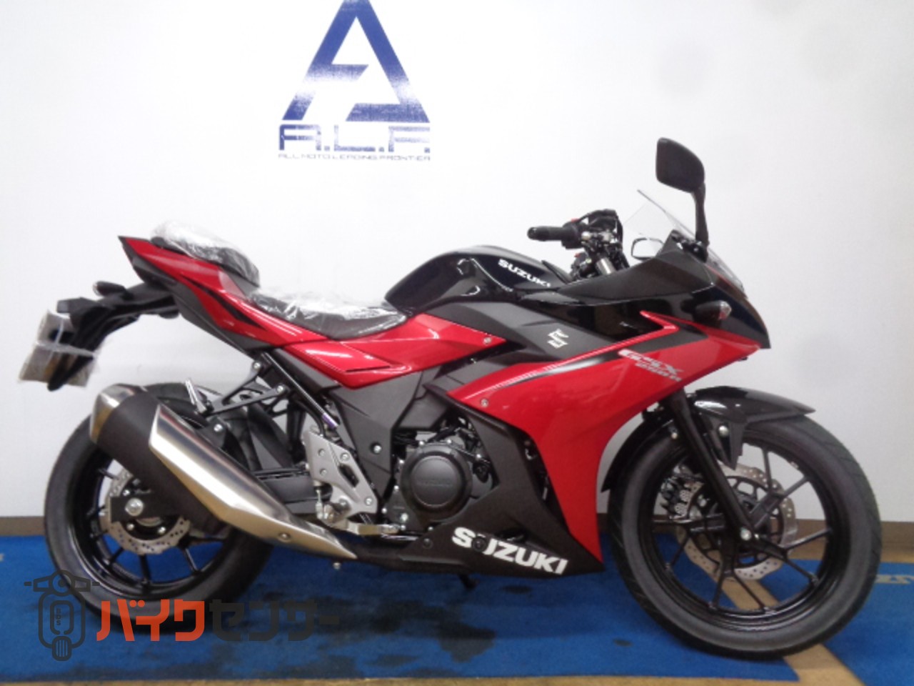 スズキ GSX250R ABS 2025年モデルLED B307908| BDSバイクセンサー