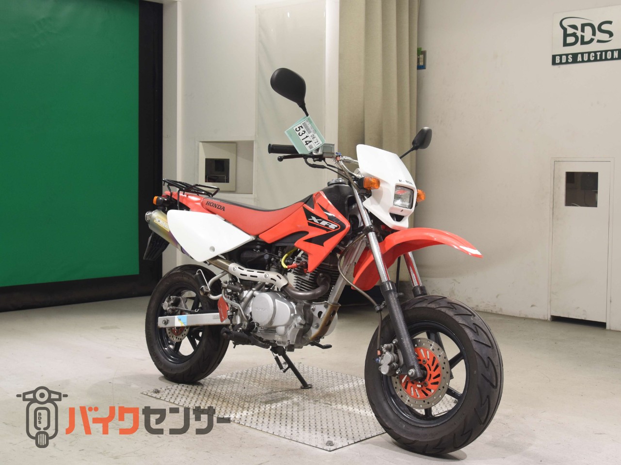 ホンダ XR100モタード モリワキマフラー B335302| BDSバイクセンサー