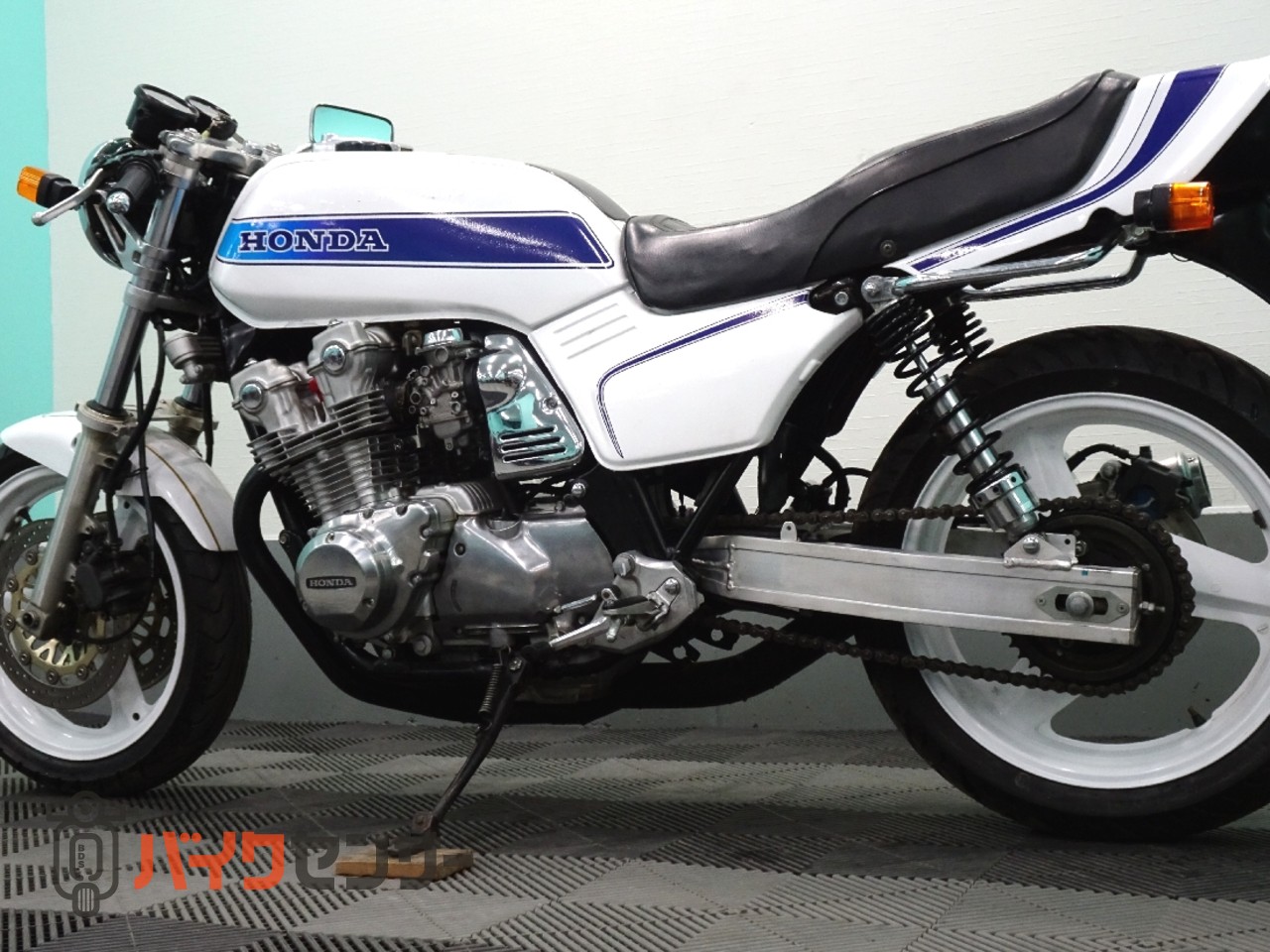 ホンダ バイクセンサーご成約特典あり♪まずはお電話ください♪ CB750F
