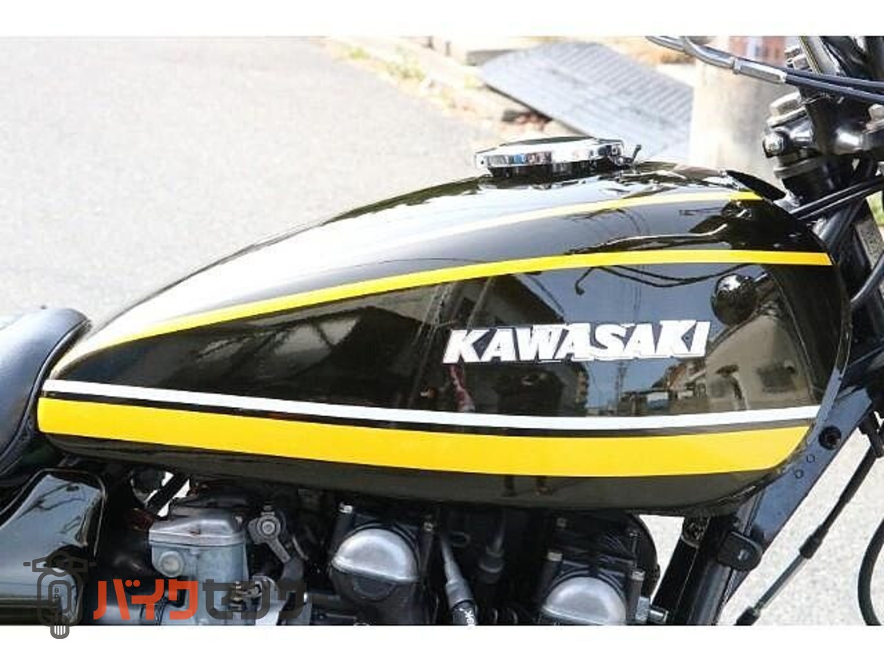 カワサキ Z－I 1973年 タイガーカラー 新品外装 エンジン載せ替え無し