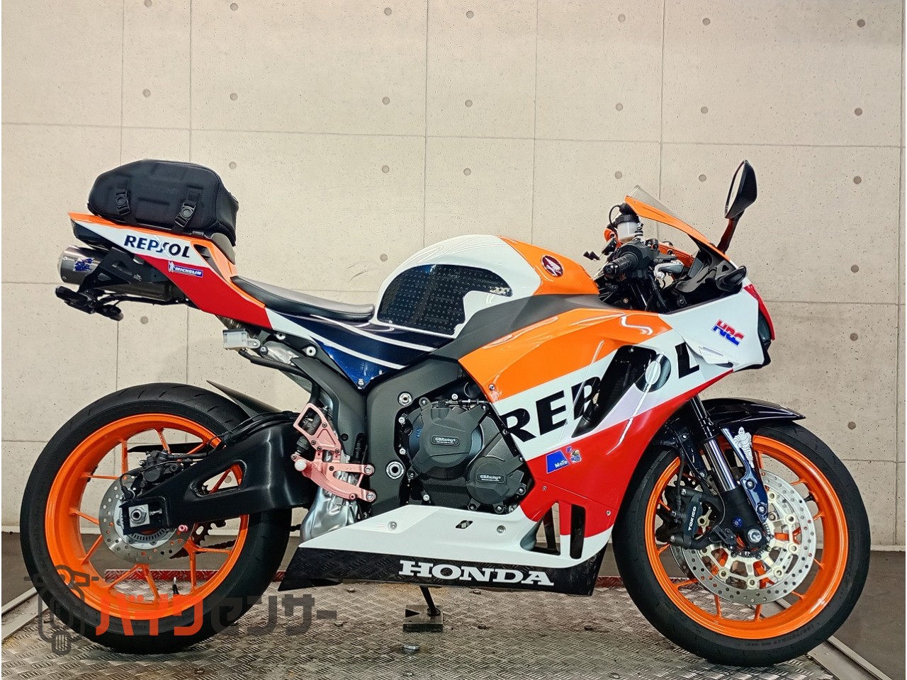 CBR600RR(PC37) レプソルカラー シート本体 ルイモト 前期用 CBR600RR