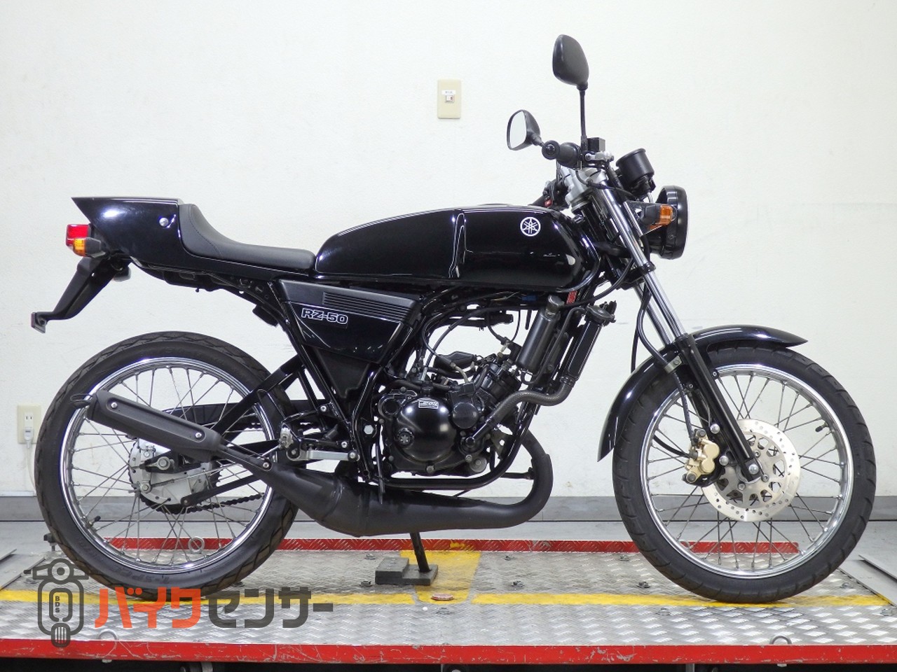 RZ50 RA02J 純正フロントホイール タイヤ付き RZ50 RA02J 純正フロント