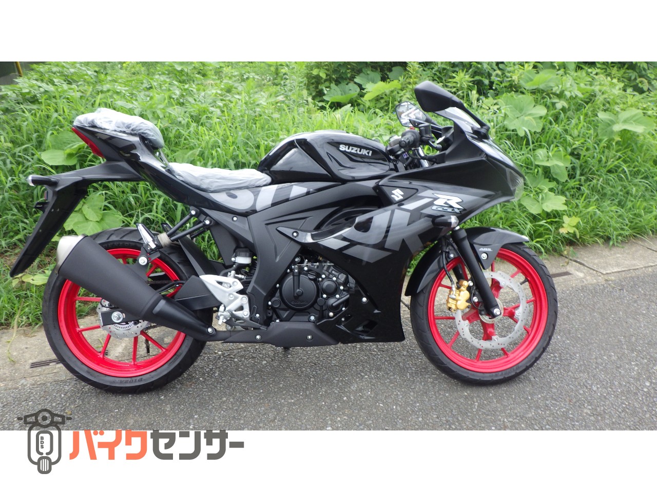 スズキ GSX-R125 タイタンブラック メーカー保証 登録済未使用車 ABS