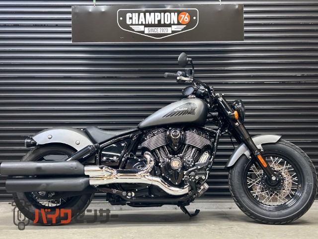 チーフボバー ダークホース ワンオーナー　ノーマル　サイドバッグステー　スペアキー　キーレスイグニッション　４インチスクリーン