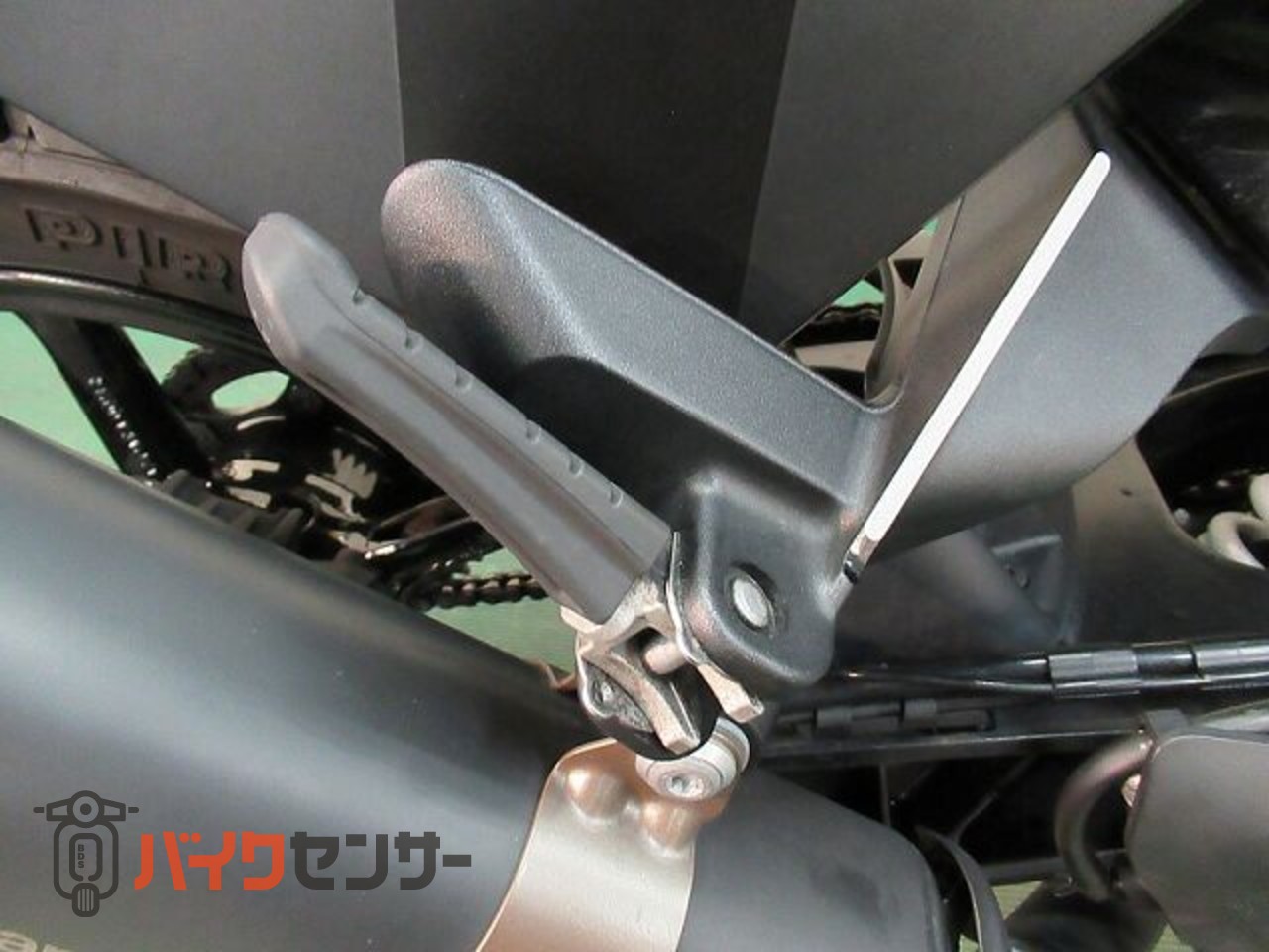 ハスクバーナ SVARTPILEN701 艶消し黒 バーエンドミラー B368295| BDS