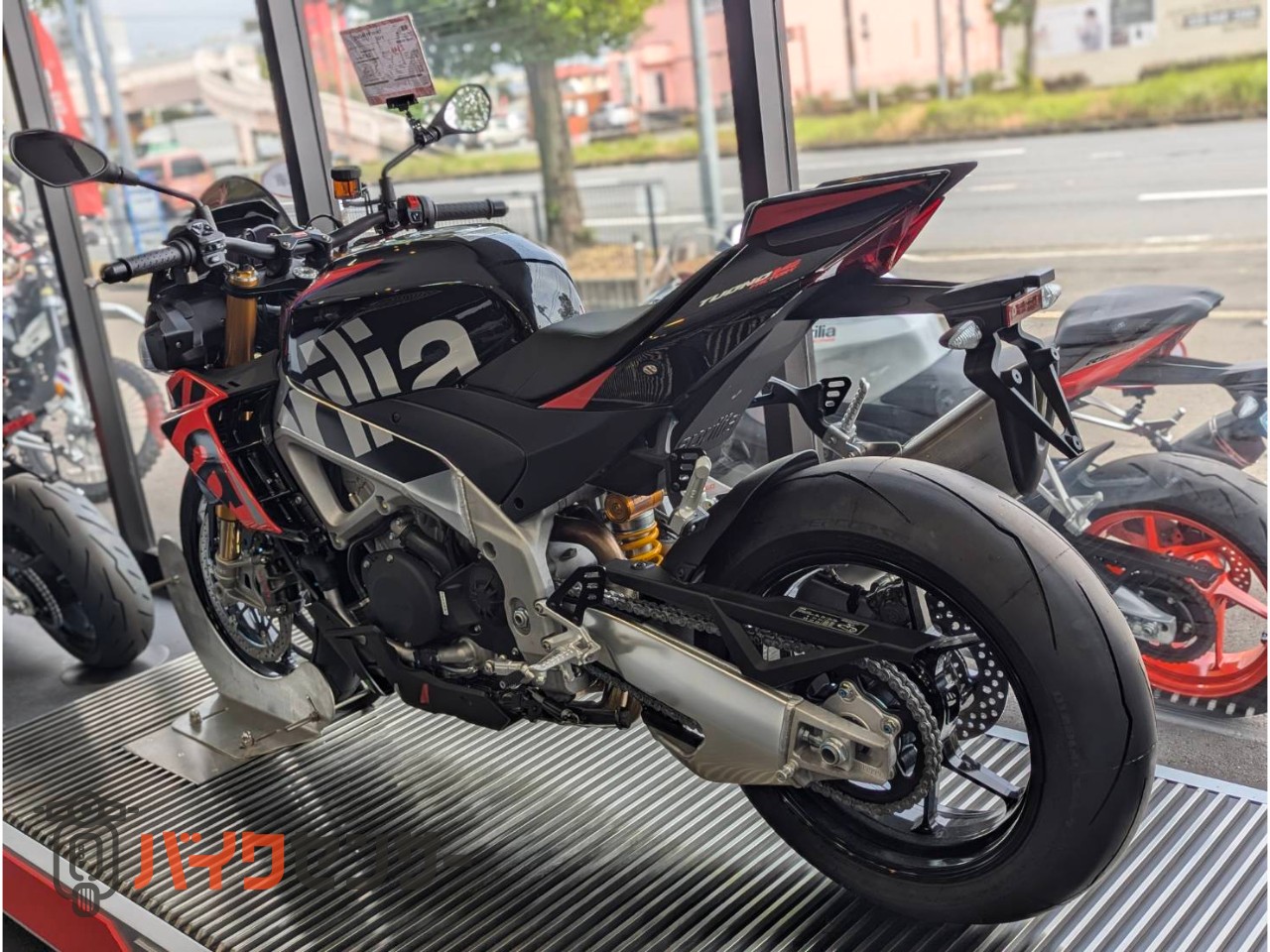 Tuono V4 Factory 1100【ULTRA CLEARANCE CAMPAIGN】/3