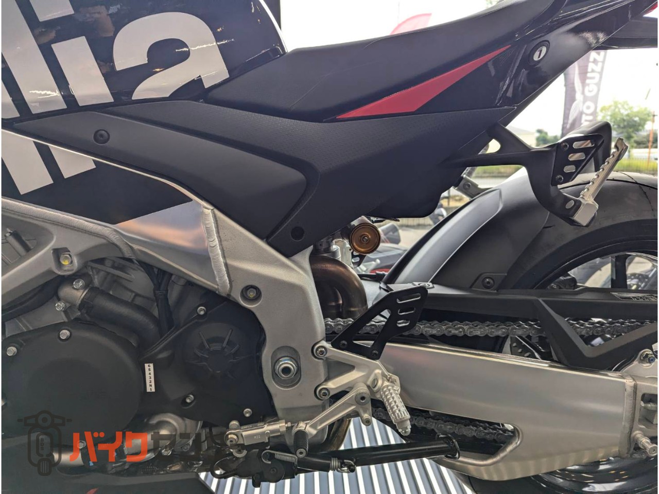 Tuono V4 Factory 1100【ULTRA CLEARANCE CAMPAIGN】/16