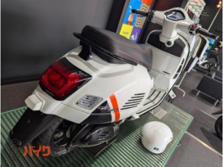 GTS300 SUPER SPORT　純正ヘルメットプレゼント中(thumbnail)/6