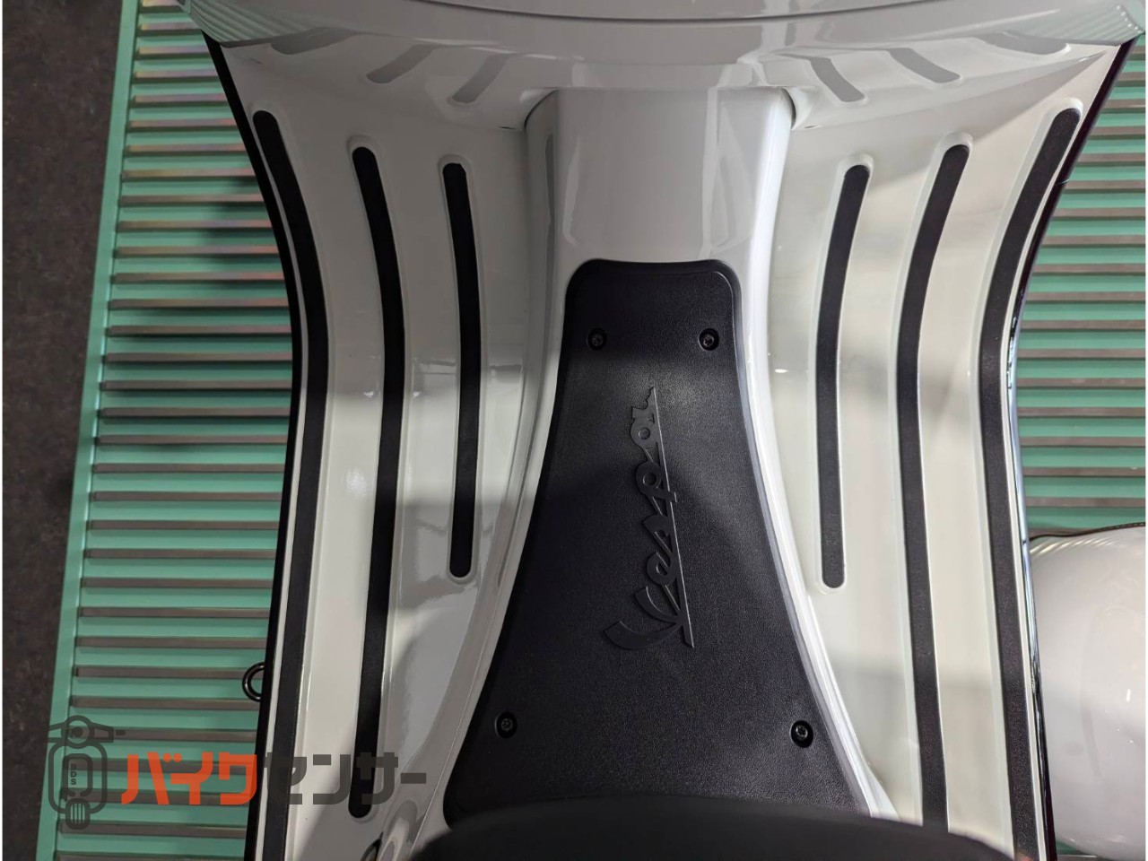 GTS300 SUPER SPORT　純正ヘルメットプレゼント中/12