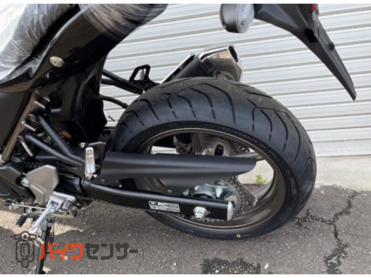 スズキ SV650 ABS 2024年モデル グラススパークルブラック メーカー