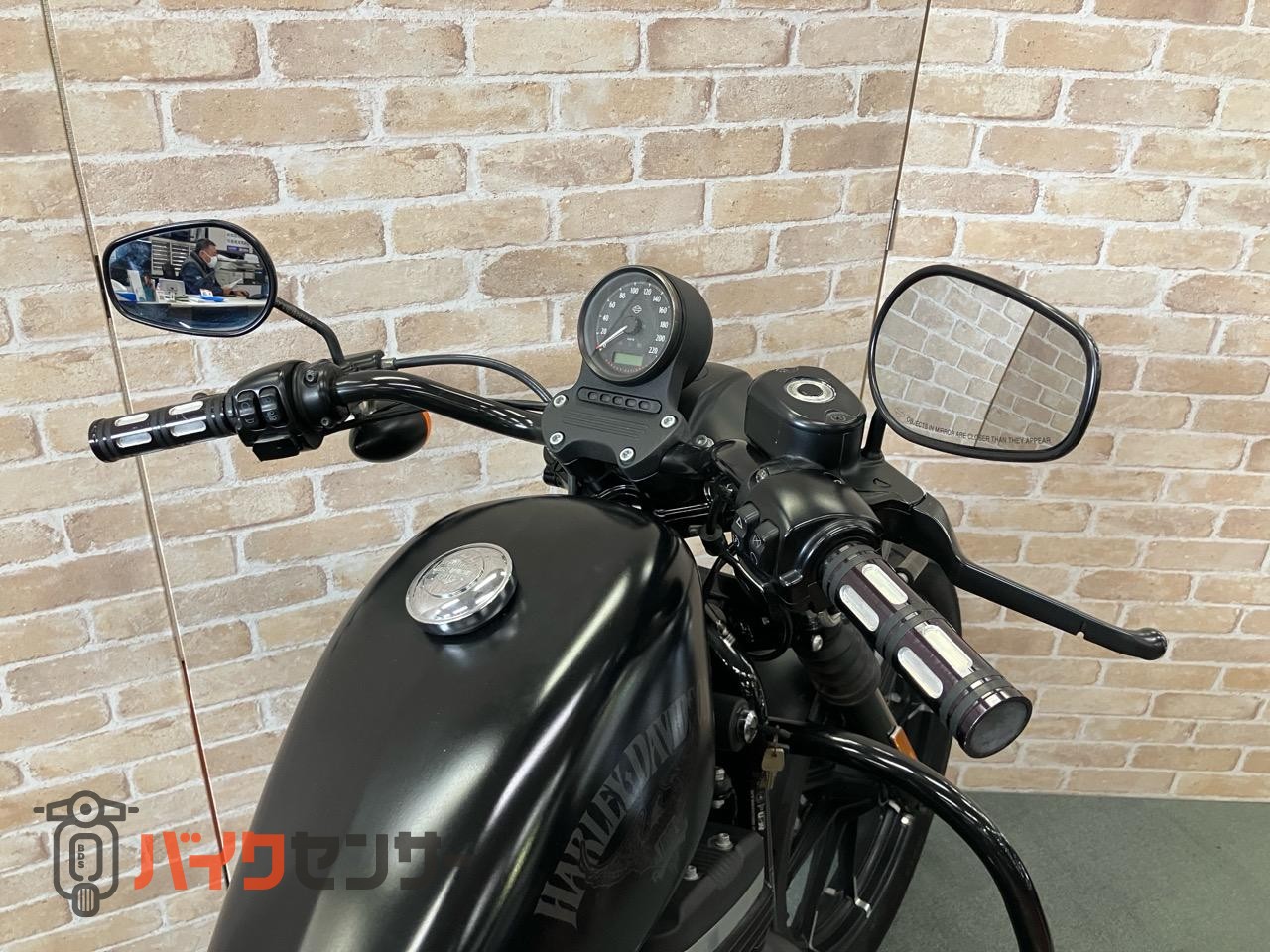 XL883N アイアン 後期 バッカーニマフラー ペアライド サイドバック エンジンガード_23