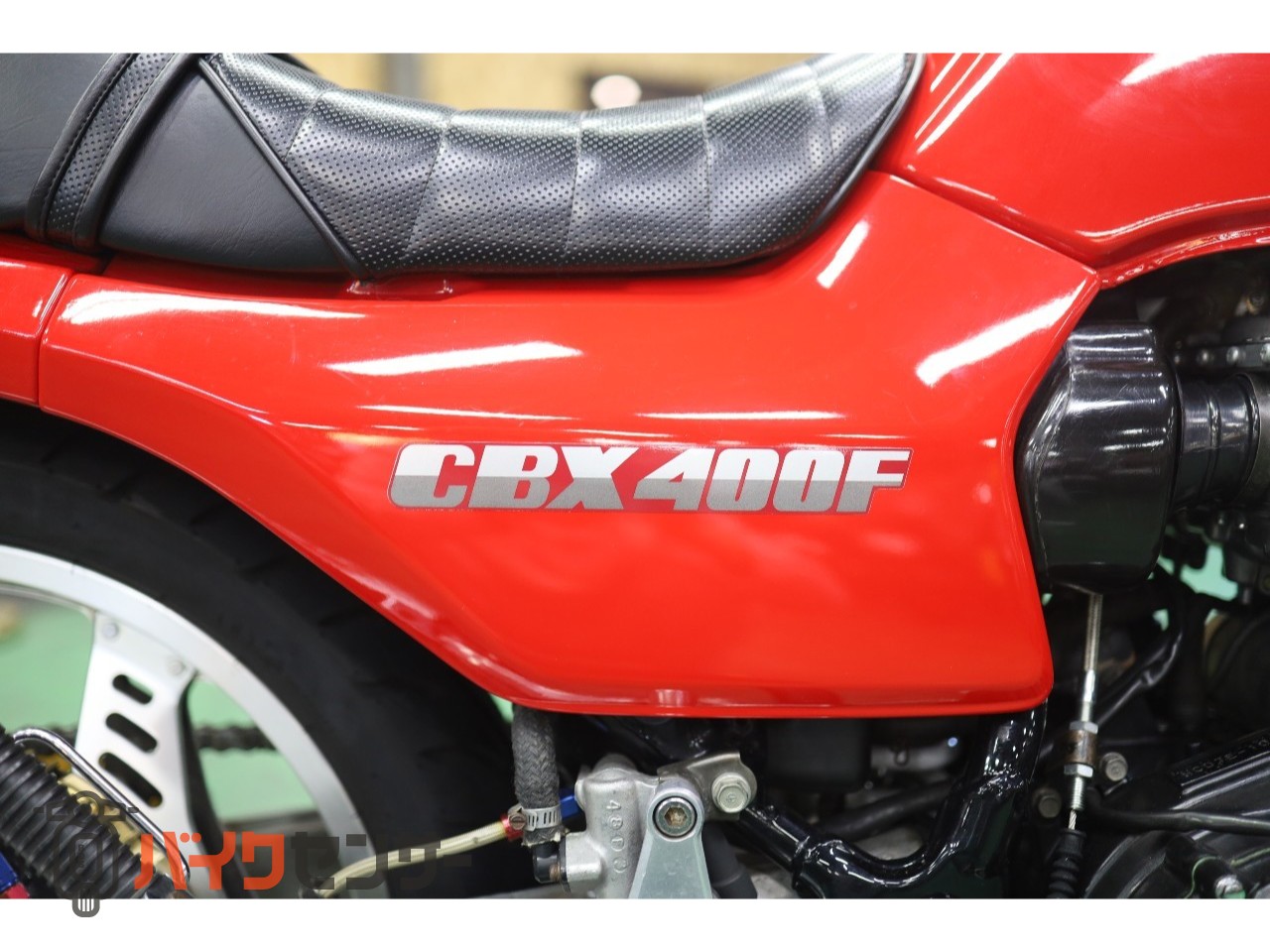 ホンダ CBX400F 昭和57年2月 赤ソリッド 国内物 ワルツ機械
