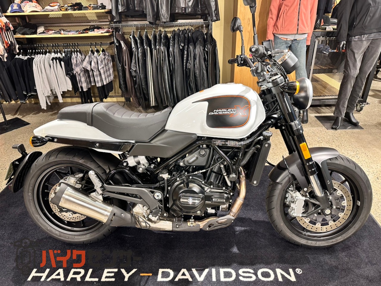 激レアP.M.S.R.C 2024年全国白バイ大会ブルゾン新品未開封