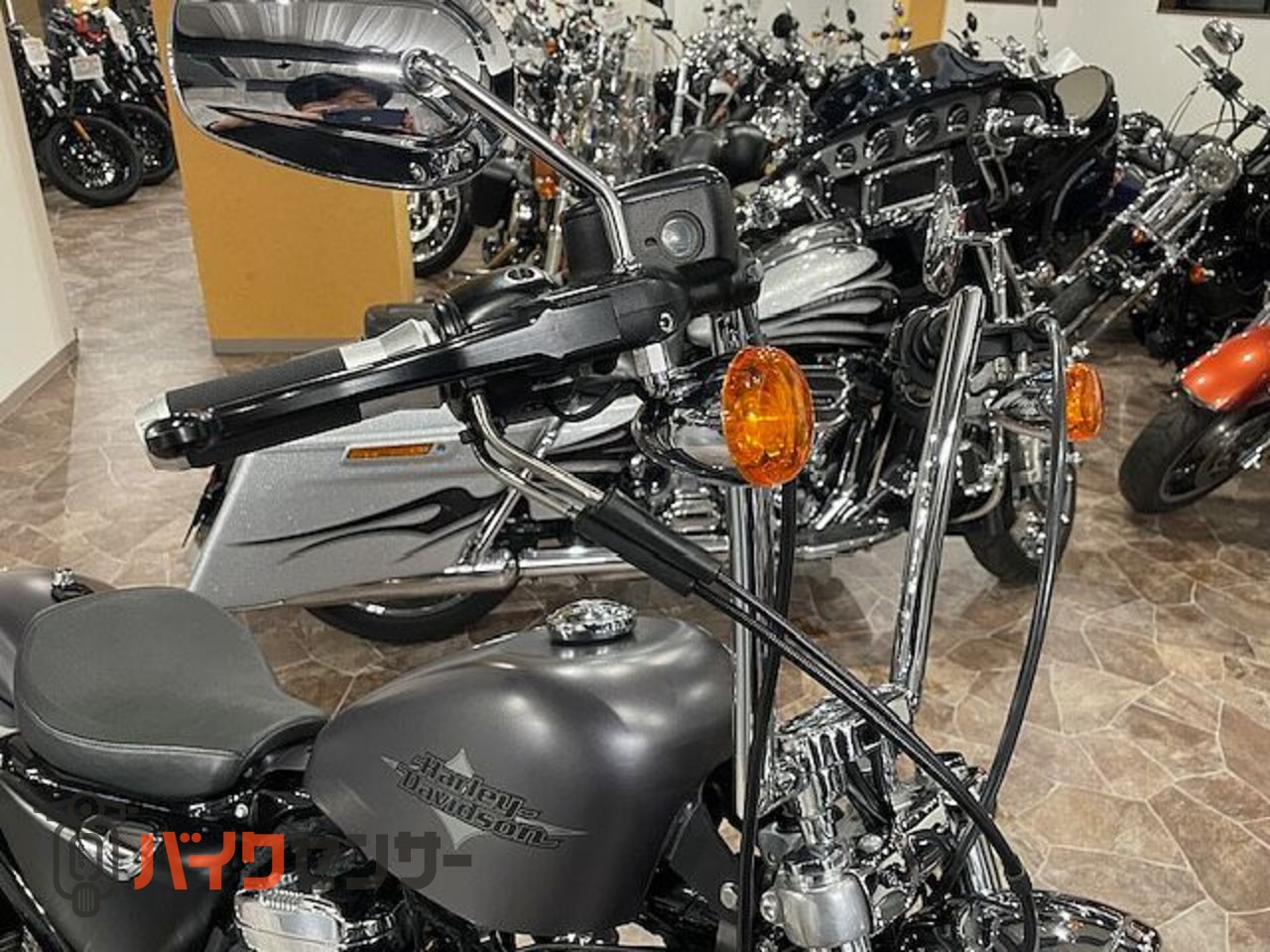 HARLEY-DAVIDSON グレー タンク ハーレー 07-13 Harley Street Glide