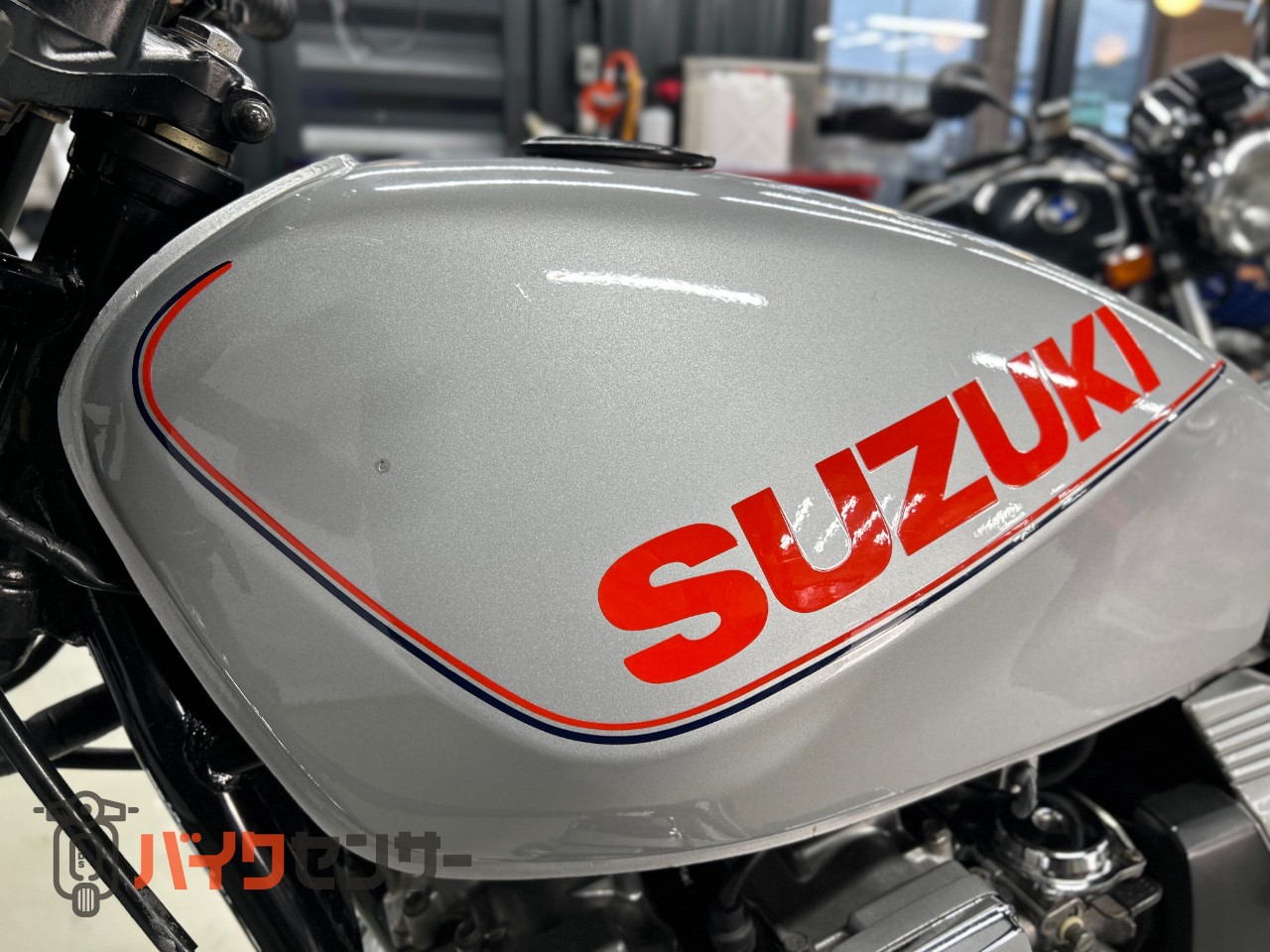 スズキ GSX400F ジーフォー シルバー 1981年モデル B418174| BDSバイク