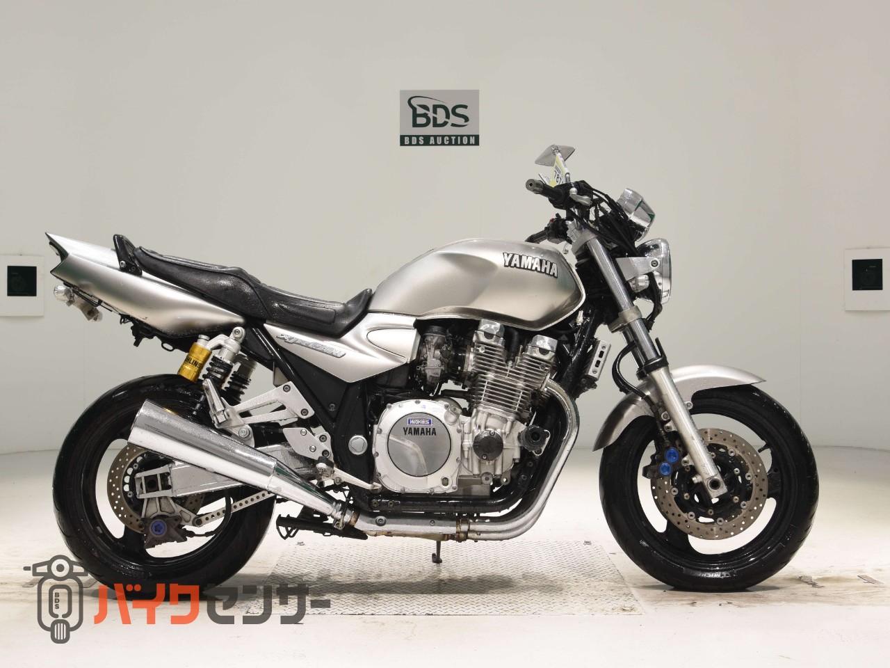 xjr1300 RP03J ホワイト 車検1年あり（ヤマハ XJR1300 RP03J 28279km 