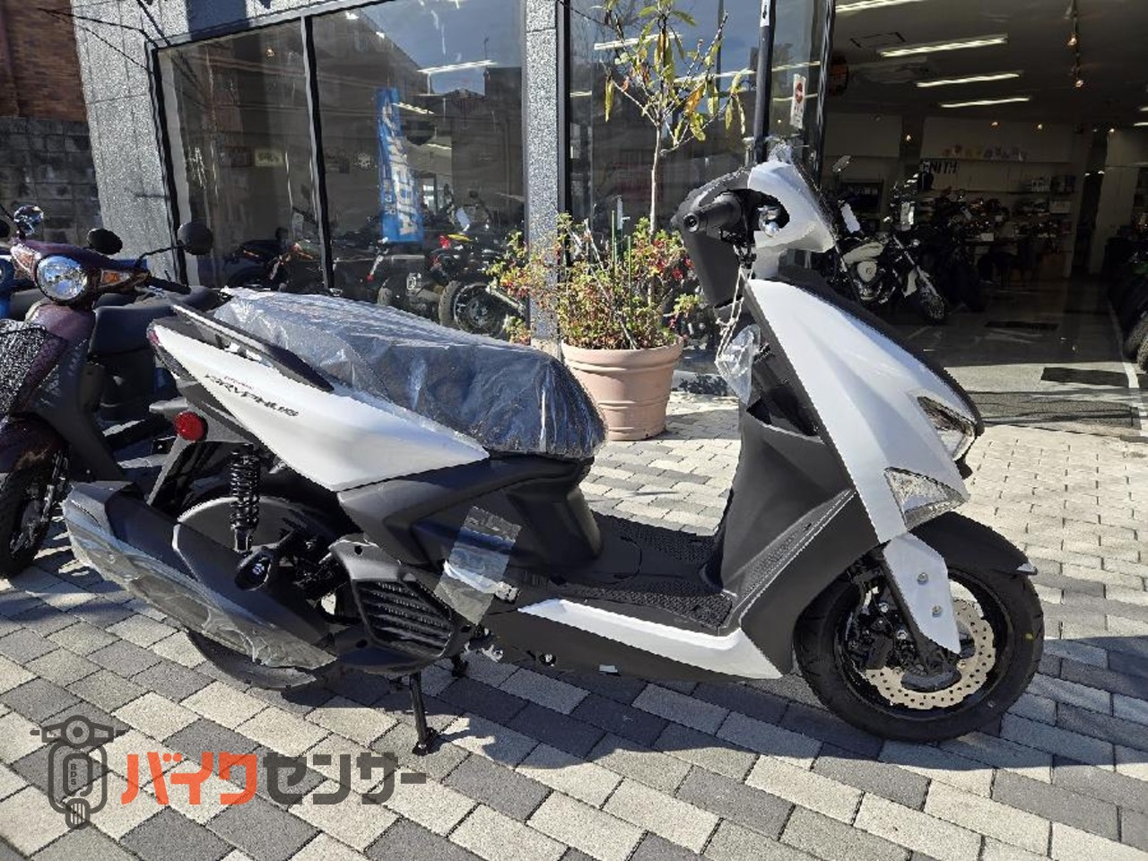 シグナスx 2型（125cc） ヤマハ「シグナスX」復活!! 新登場155cc版