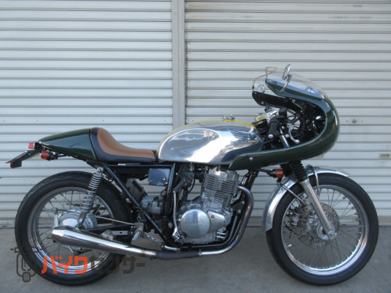 ホンダCB400SS アーバンカフェ タンク中古品 GB、カフェレーサーなどに ホンダCB400SS アーバンカフェ タンク中古品 GB、カフェレーサー