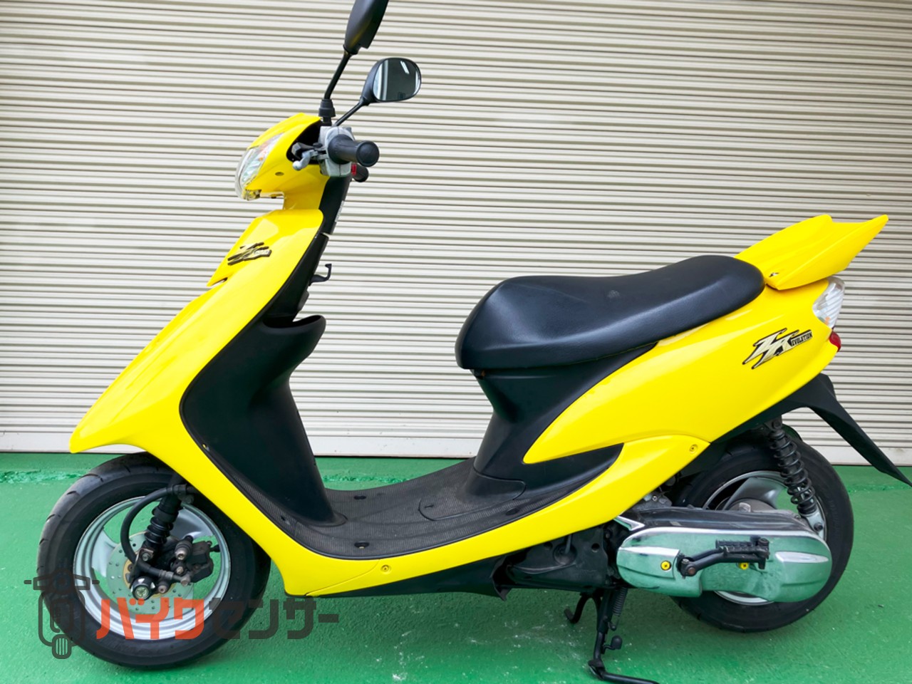 新品入荷 JOG ジョグ ヤマハ 実働車 現状販売 SA36J 4スト50ccFI 白 ジャケット・ブルゾン