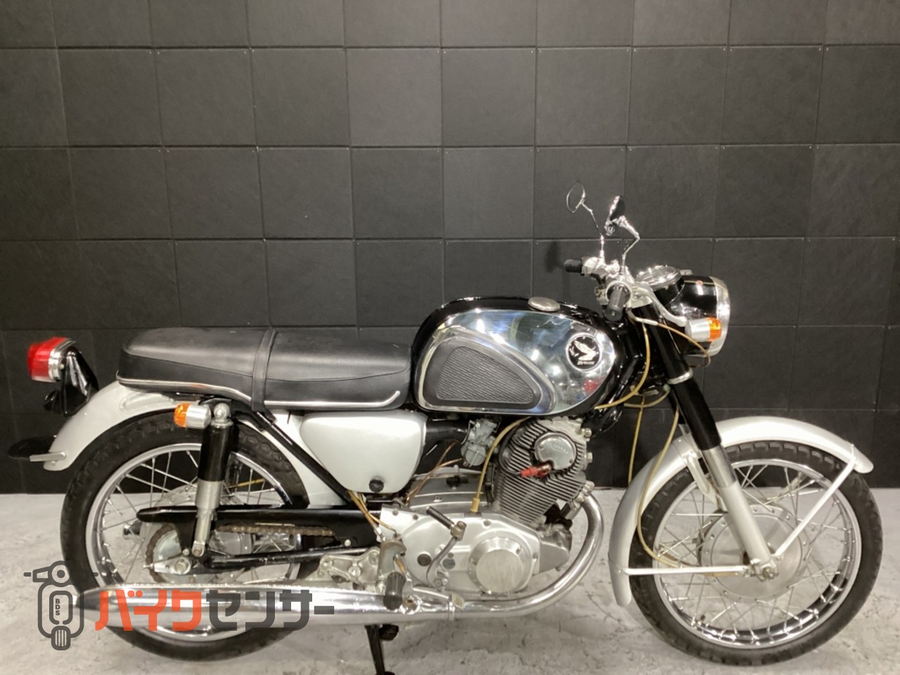 HONDA CBM72 実動シリンダーピストン 割れなし♪ （検索 ドリーム STD