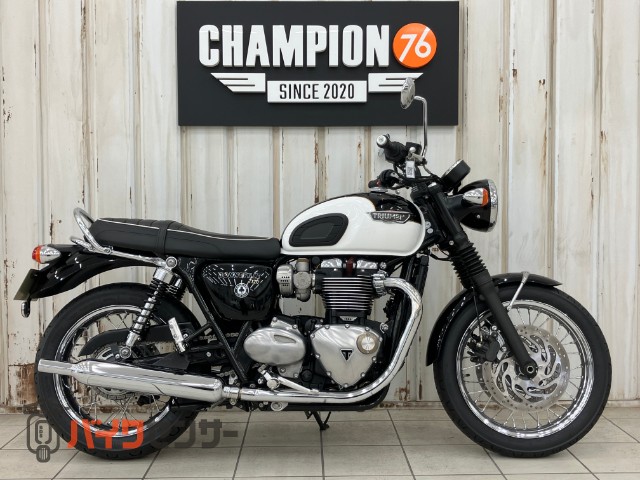 TRIUMPH　ボンネビルＴ１２０　フルノーマル車　グラブバー　グリップヒーター　スポークホイール　モード切替　ＡＢＳ　ＥＴＣ