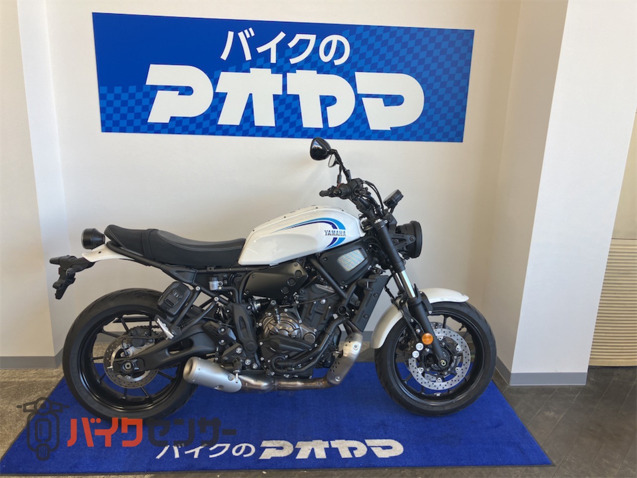 ヤマハ XSR700 ABS ノーマル車 ホワイト B479669| BDSバイクセンサー