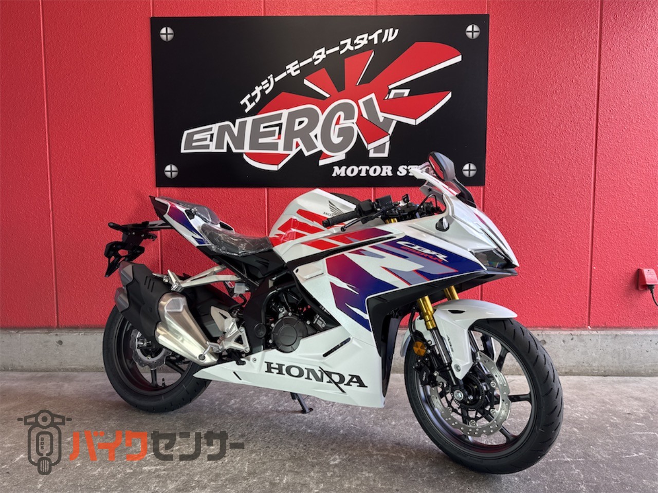 新品】CBR250RR サイドカウル パールグレアホワイト(2025年モデル) 軽