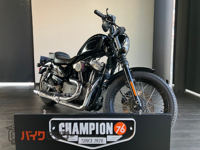 XL1200N ナイトスター 社外マフラー、エアークリーナー、ウィンカーレンズ、ハンドル、グリップ、タンクキャップ、プラグコード、スイングア