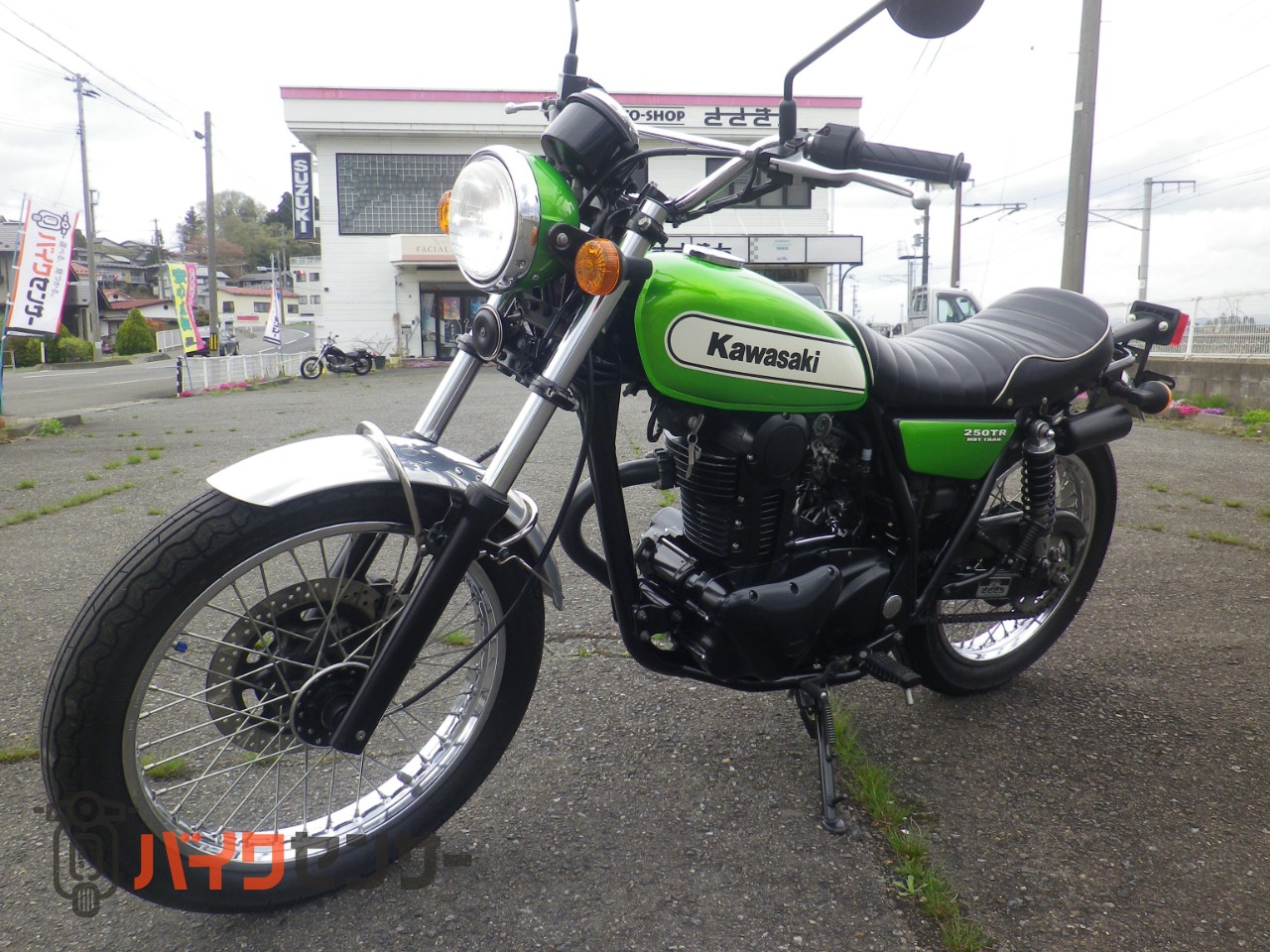 【希少‼️】★Kawasaki★250TR★タンク★グリーン★送料込み！ Yahoo!オークション -「250tr タンク 純正」(オートバイ) の落札
