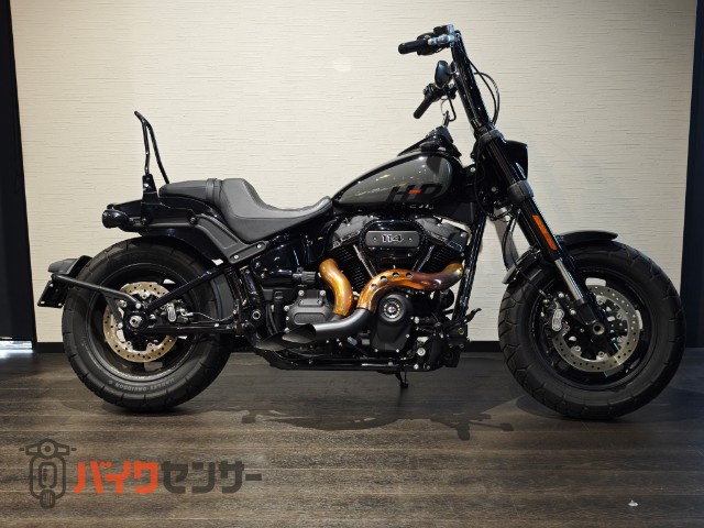 FXFBS ソフテイルファットボブ114　新春特選車！！　般若バー風ハンドル　カスタムフルエキマフラー　デタッチャブルシーシーバー