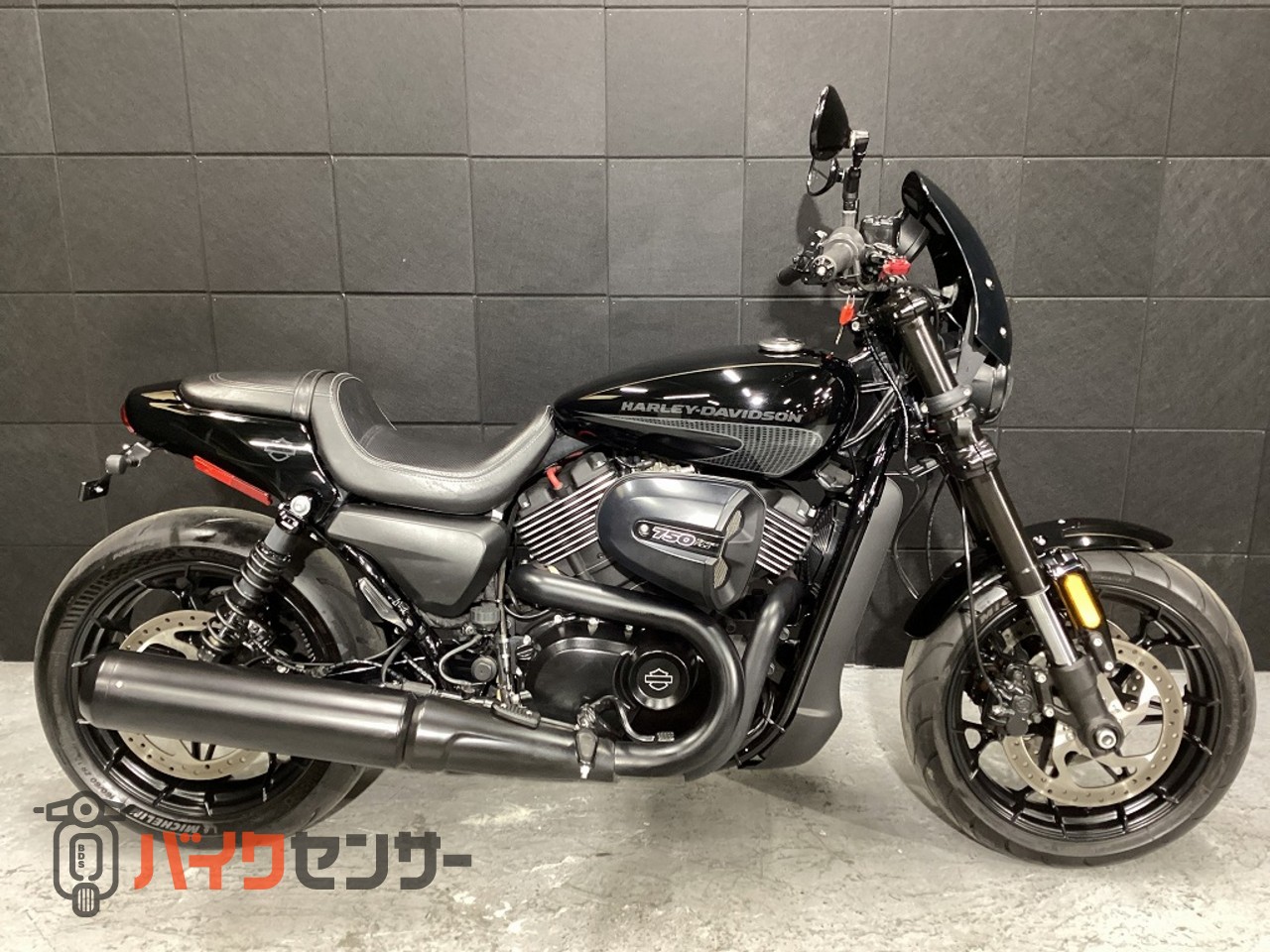 ハーレー XG750A ストリートロッド コルビンガンファイター