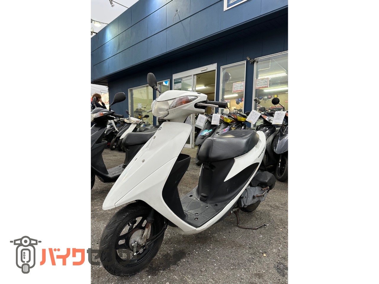 ジモティー法人登録】♪最新型 2015年式♪スズキ アドレスV50