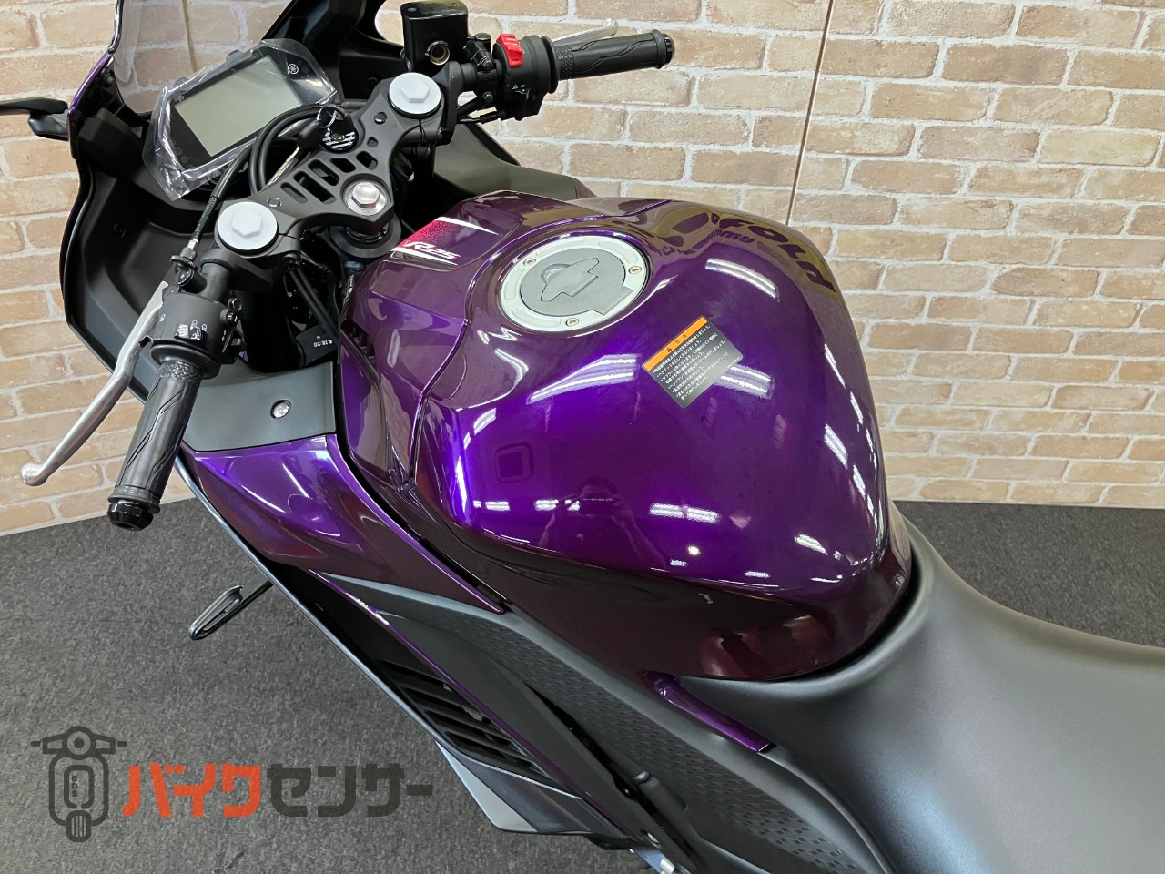YZF-R25 LEDウインカー搭載モデル　FI車　ABS_7