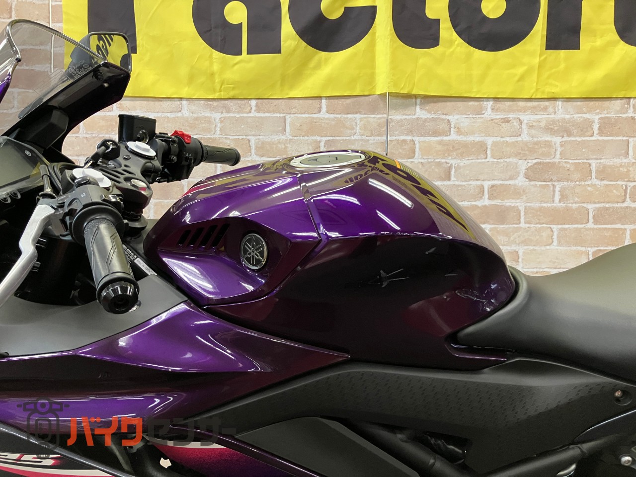YZF-R25 LEDウインカー搭載モデル　FI車　ABS_12