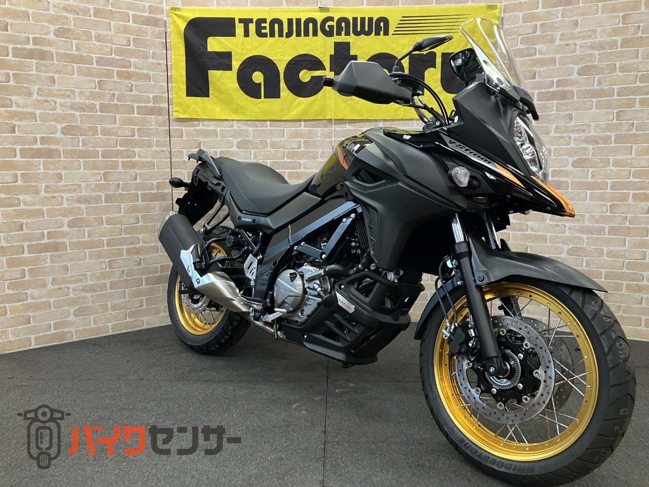Vストローム650XT　2025ｙ　ファイナルモデル　即納可能　新車　ABS_2