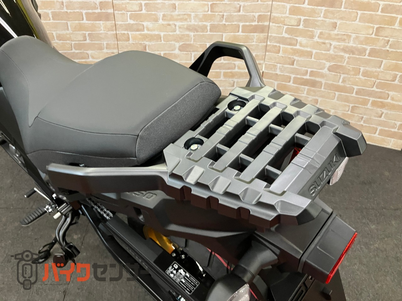 Vストローム650XT　2025ｙ　ファイナルモデル　即納可能　新車　ABS_6