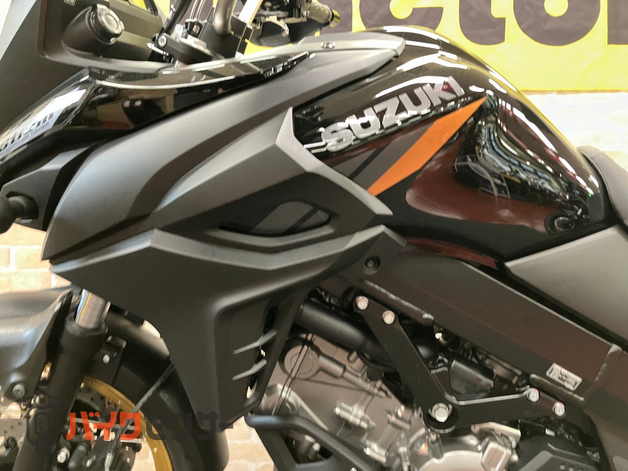 Vストローム650XT　2025ｙ　ファイナルモデル　即納可能　新車　ABS_14