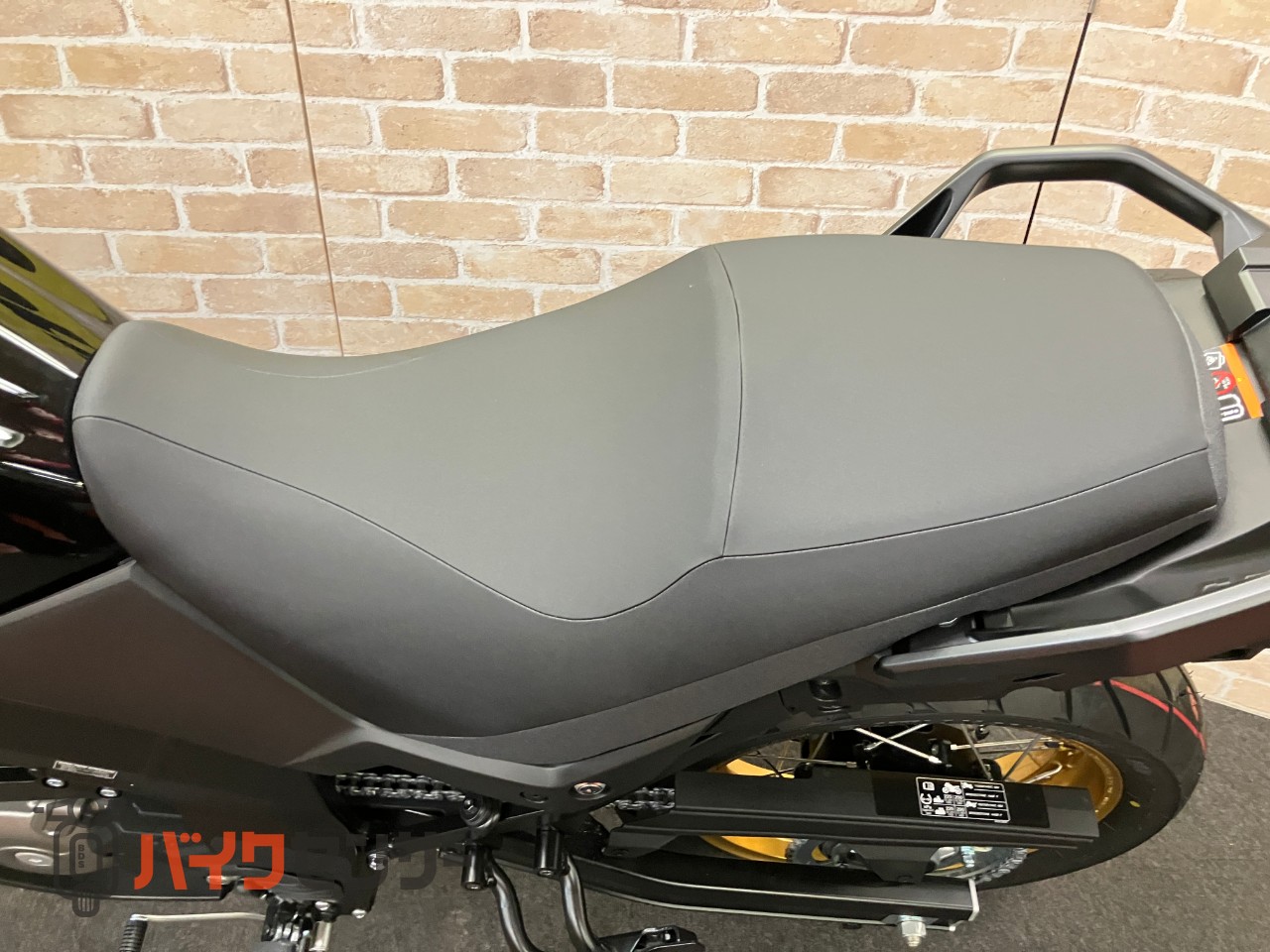 Vストローム650XT　2025ｙ　ファイナルモデル　即納可能　新車　ABS_16