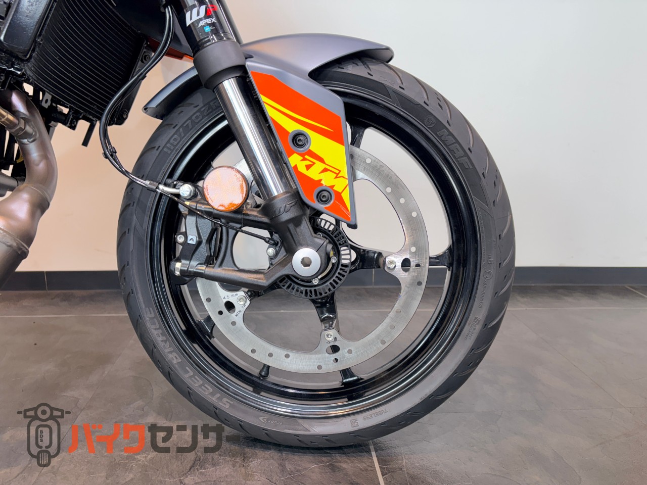 KTM 250 デューク ストリートファイターパッケージ（ファクトリー